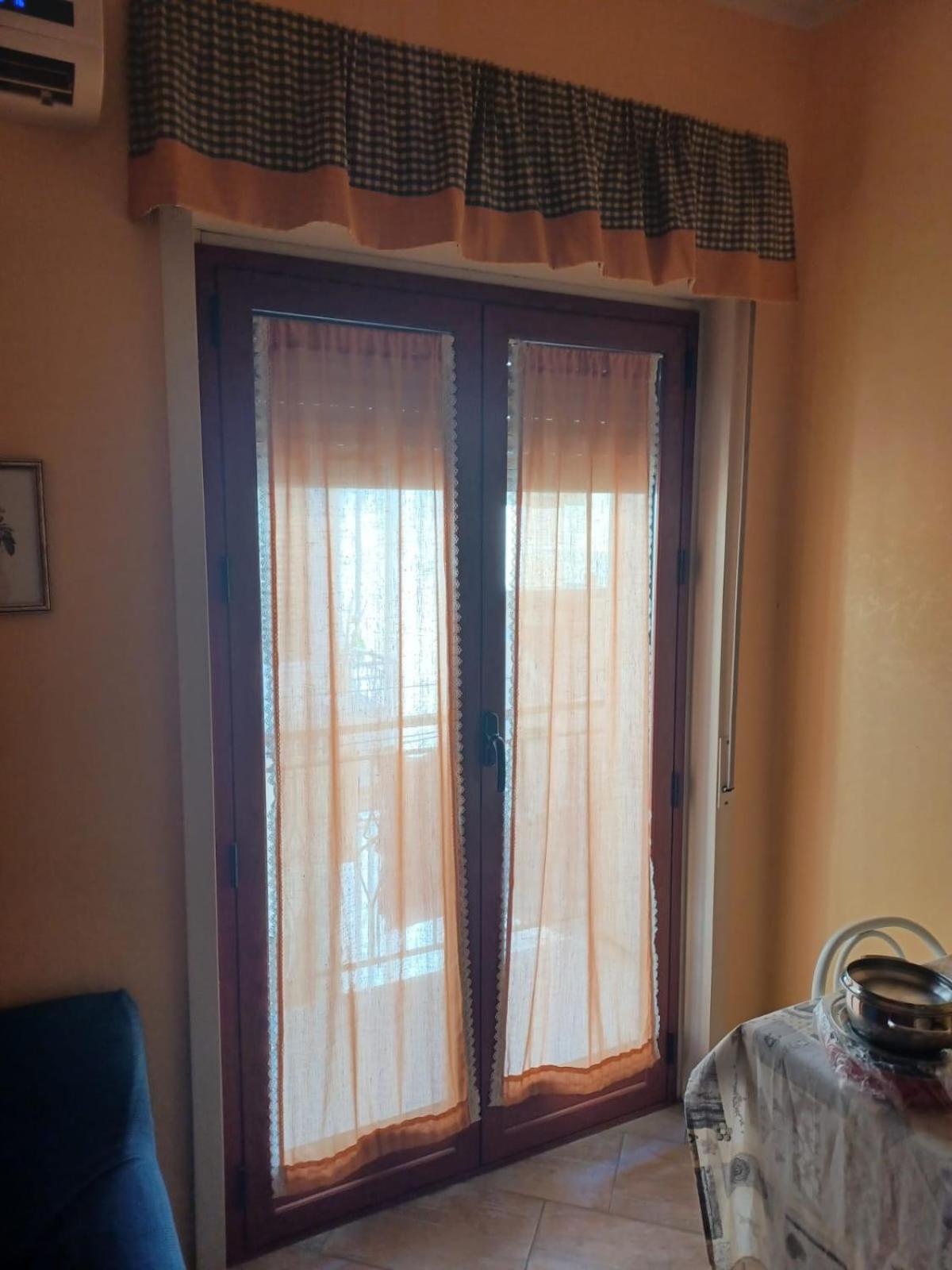 Holiday Homes Кампофеличе-ди-Роччелла Экстерьер фото