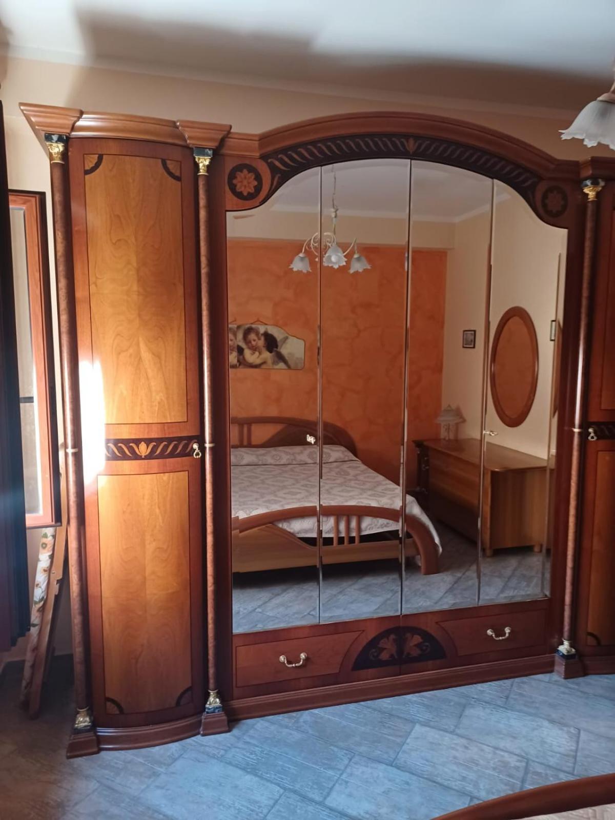 Holiday Homes Кампофеличе-ди-Роччелла Экстерьер фото