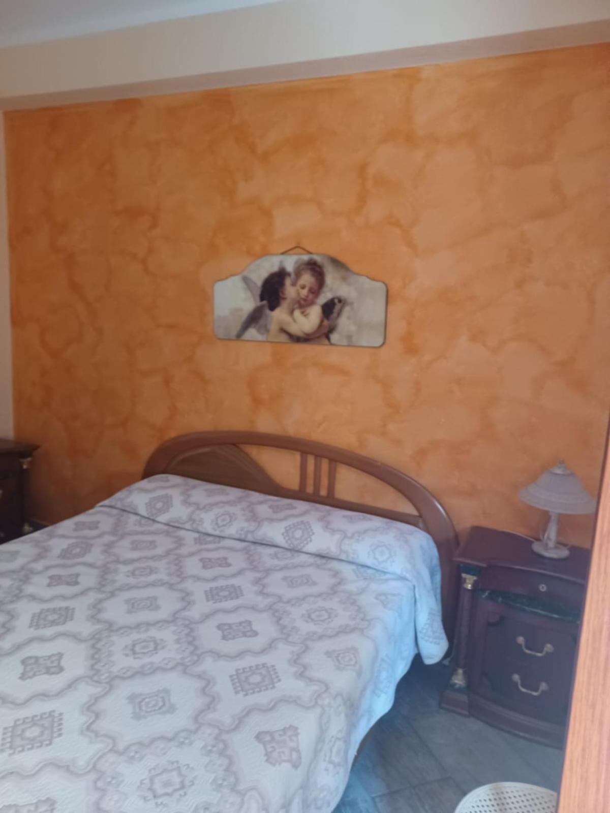 Holiday Homes Кампофеличе-ди-Роччелла Экстерьер фото